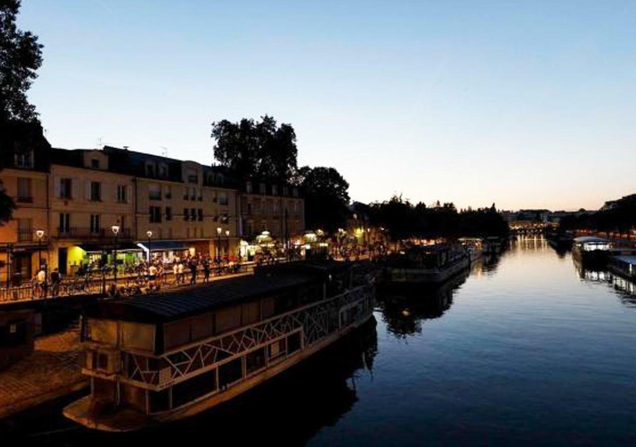 Quai De Versailles Ναντ Εξωτερικό φωτογραφία